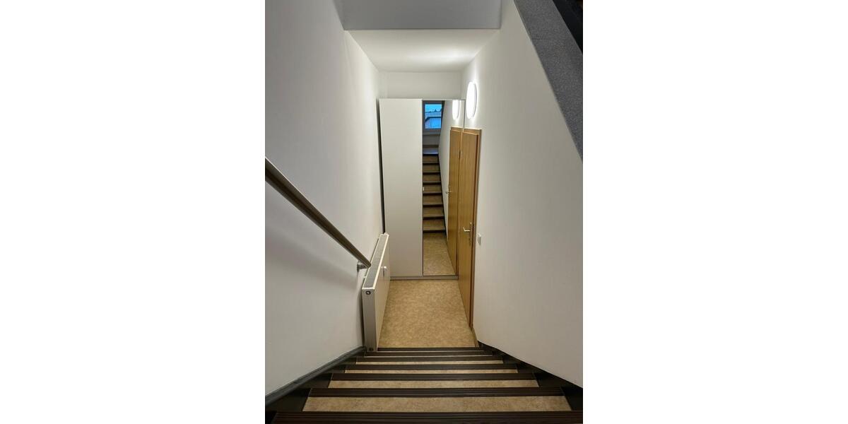 Dachgeschoßwohnung Großräschen - 1 Zimmer, 65 m&sup2;, 500&euro; | Angebot:25407256