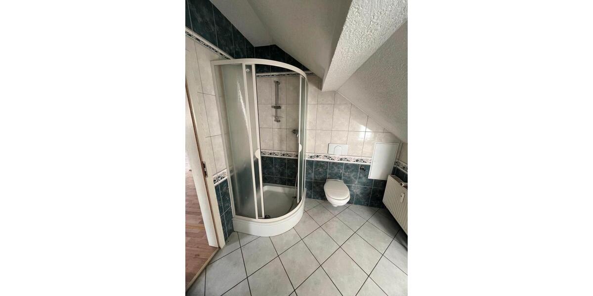 Dachgeschoßwohnung Arnstadt - 2 Zimmer, 87 m&sup2;, 609&euro; | Angebot:26650060