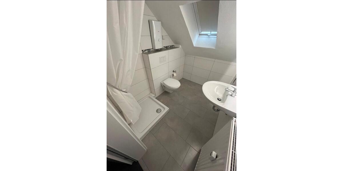 Dachgeschoßwohnung Zell (Mosel) - 1 Zimmer, 72 m&sup2;, 620&euro; | Angebot:25872319