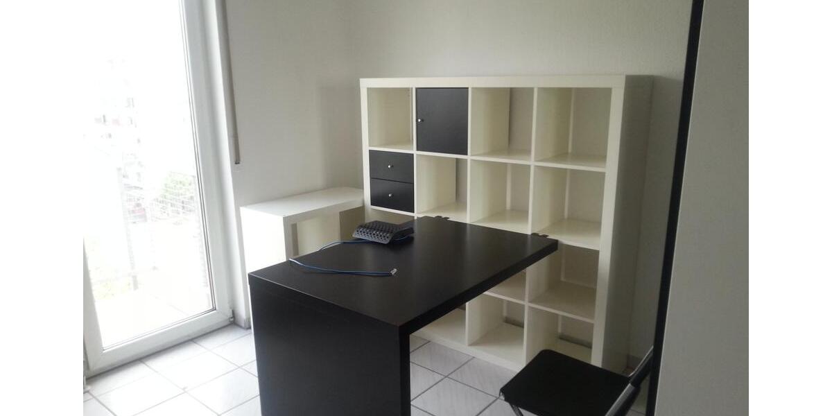 Etagenwohnung Ludwigshafen am Rhein - 1 Zimmer, 20 m&sup2;, 310&euro; | Angebot:24368016