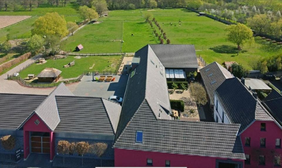 Wohnen auf Zeit Niederkrüchten - 2 Zimmer, 80 m&sup2;, 1.260&euro; | Angebot:24316780