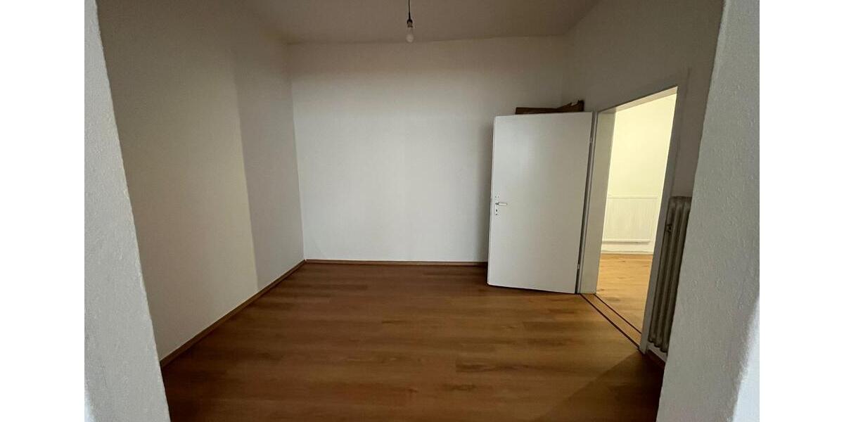 Erdgeschoßwohnung Steinheim am Albuch - 4 Zimmer, 85 m&sup2;, 800&euro; | Angebot:24626984