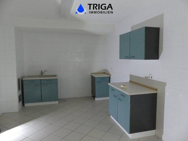 Doppelhaushälfte Nordhausen - 7 Zimmer, 340 m&sup2;, 2.200&euro; | Angebot:25703987