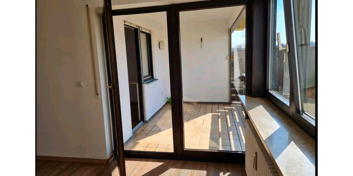 Etagenwohnung Feuchtwangen - 2.5 Zimmer, 65 m&sup2;, 660&euro; | Angebot:24825959