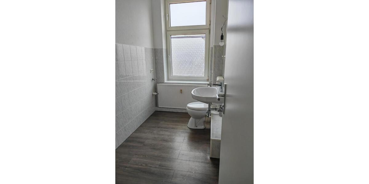 Etagenwohnung Cuxhaven - 4 Zimmer, 128 m&sup2;, 1.301&euro; | Angebot:24455961