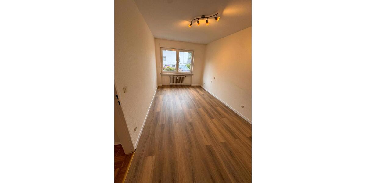 Hochparterre Horn-Bad Meinberg Bad Meinberg - 2 Zimmer, 59 m&sup2;, 460&euro; | Angebot:26153594