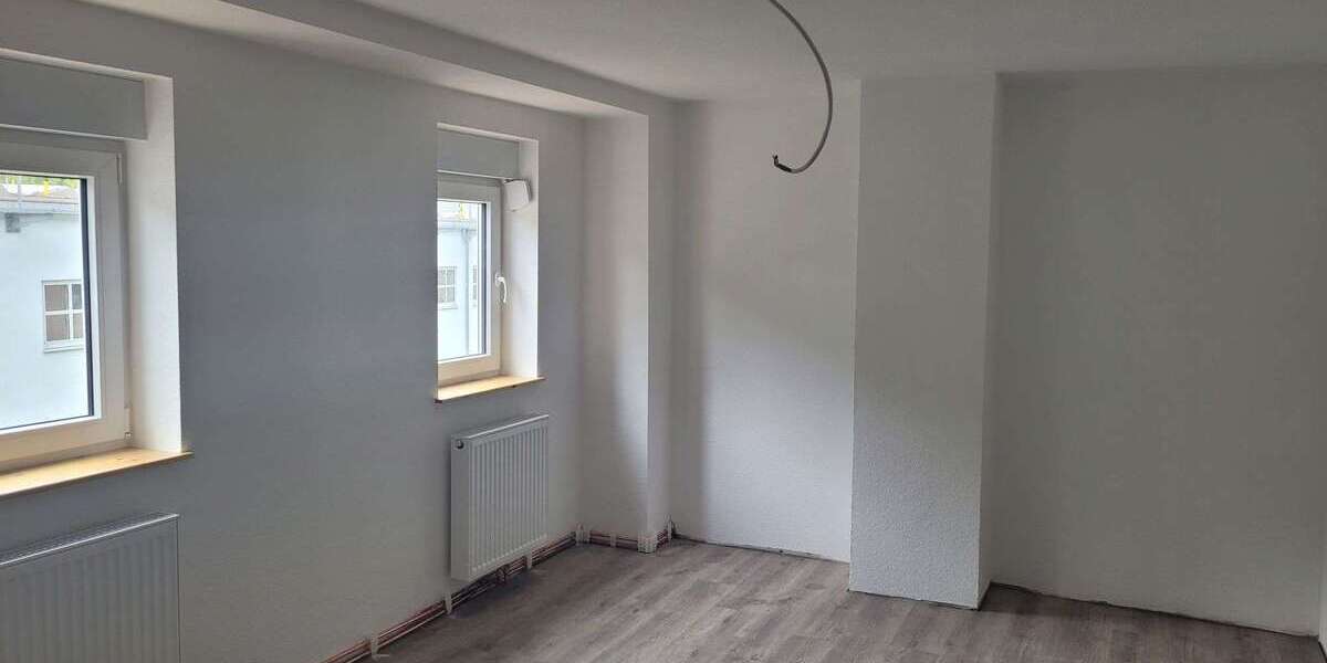 Etagenwohnung Idar-Oberstein Oberstein - 3 Zimmer, 65 m&sup2;, 500&euro; | Angebot:26655639