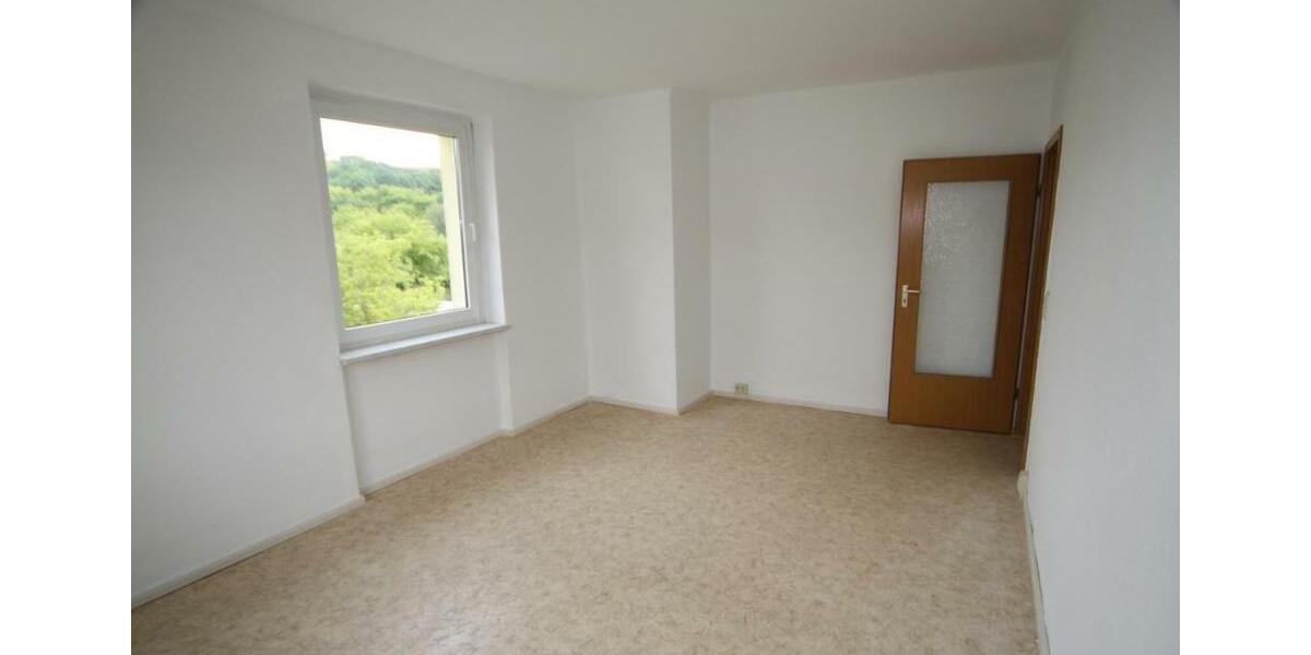 Etagenwohnung Neubrandenburg - 3 Zimmer, 53 m&sup2;, 349&euro; | Angebot:25791132