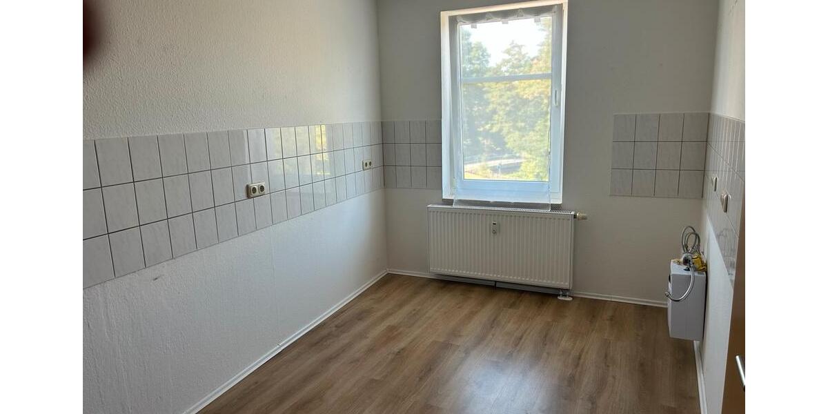 Zentrumsnahe 4 Raum Wohnung mit Kaminanschluss 4 zimmer