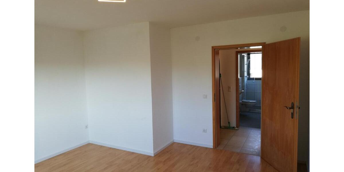 Etagenwohnung Kirchberg (Hunsrück) - 3 Zimmer, 71 m&sup2;, 600&euro; | Angebot:26035580