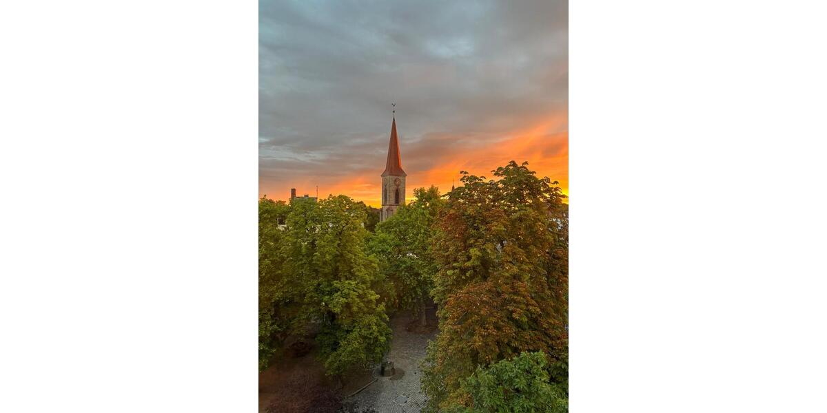 Dachgeschoßwohnung Nürnberg Sankt Leonhard - 4 Zimmer, 100 m&sup2;, 1.600&euro; | Angebot:24703625