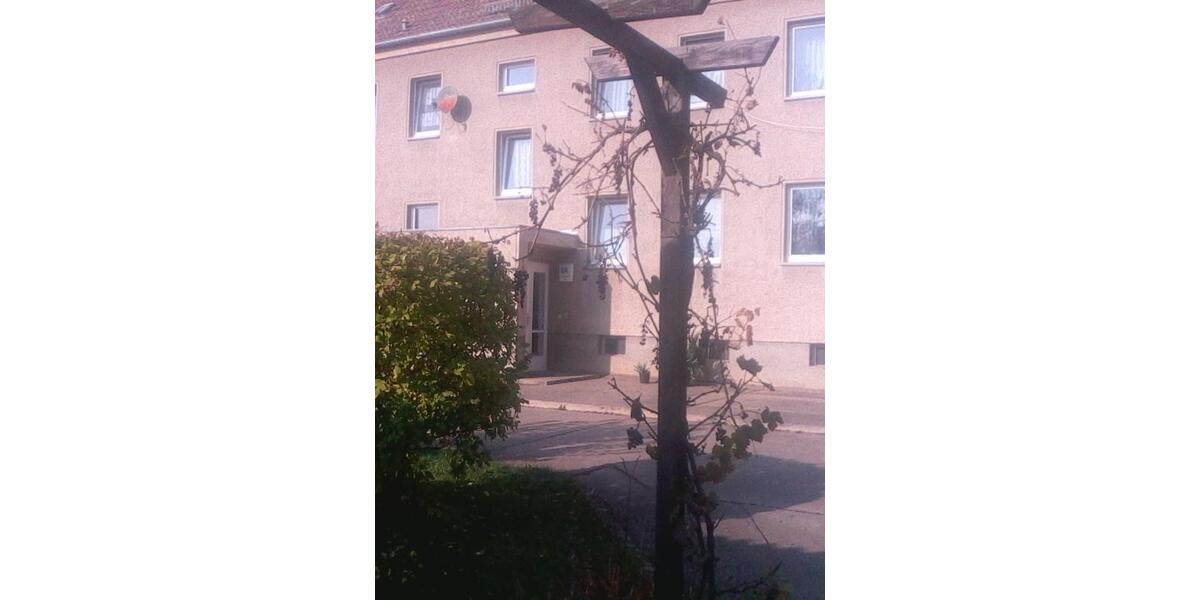 Etagenwohnung Stauchitz - 3 Zimmer, 72 m&sup2;, 250&euro; | Angebot:26532018
