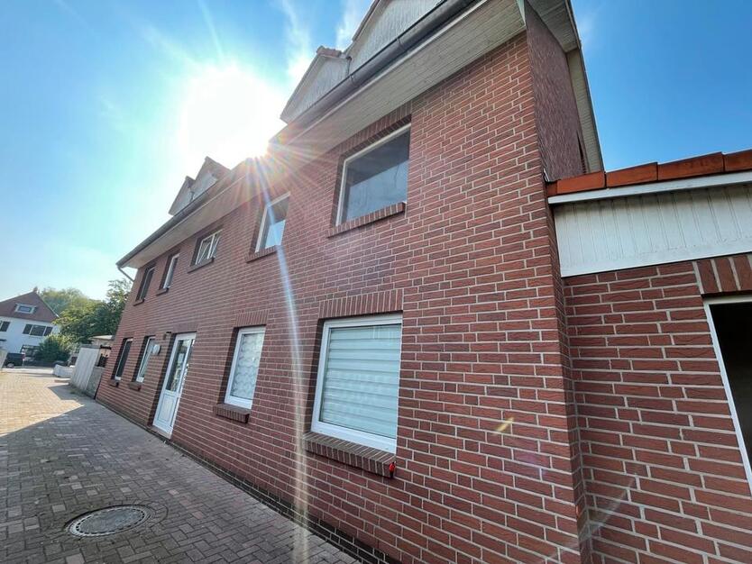 Schicke 3Zi Wohnung mit BalkonGarageEBK