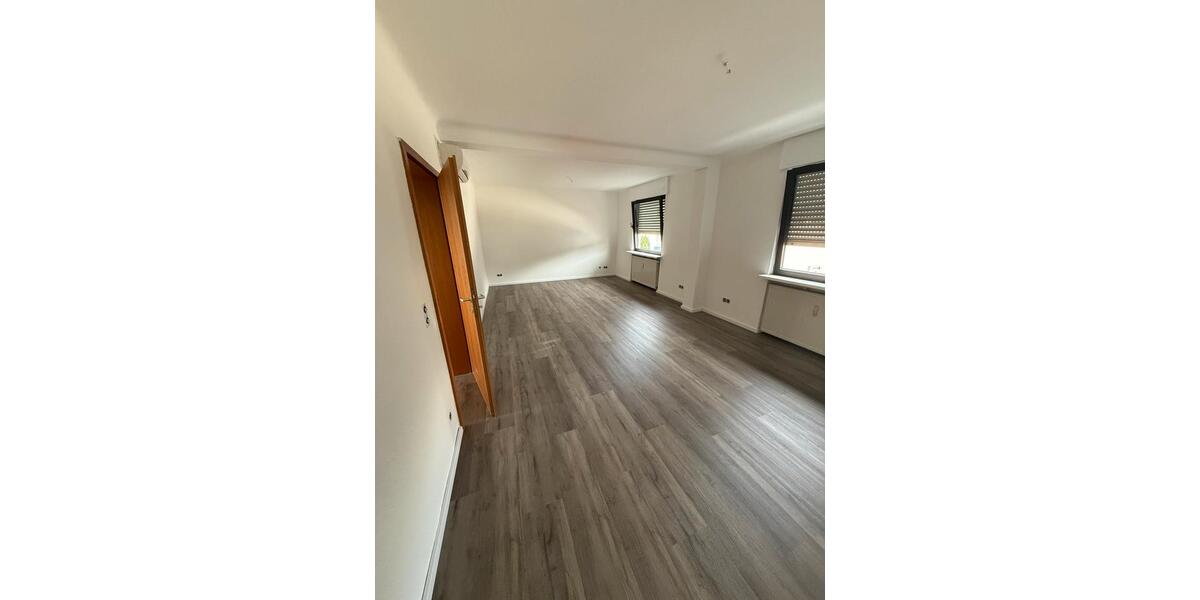 Etagenwohnung Wadgassen - 3 Zimmer, 65 m&sup2;, 580&euro; | Angebot:26004258