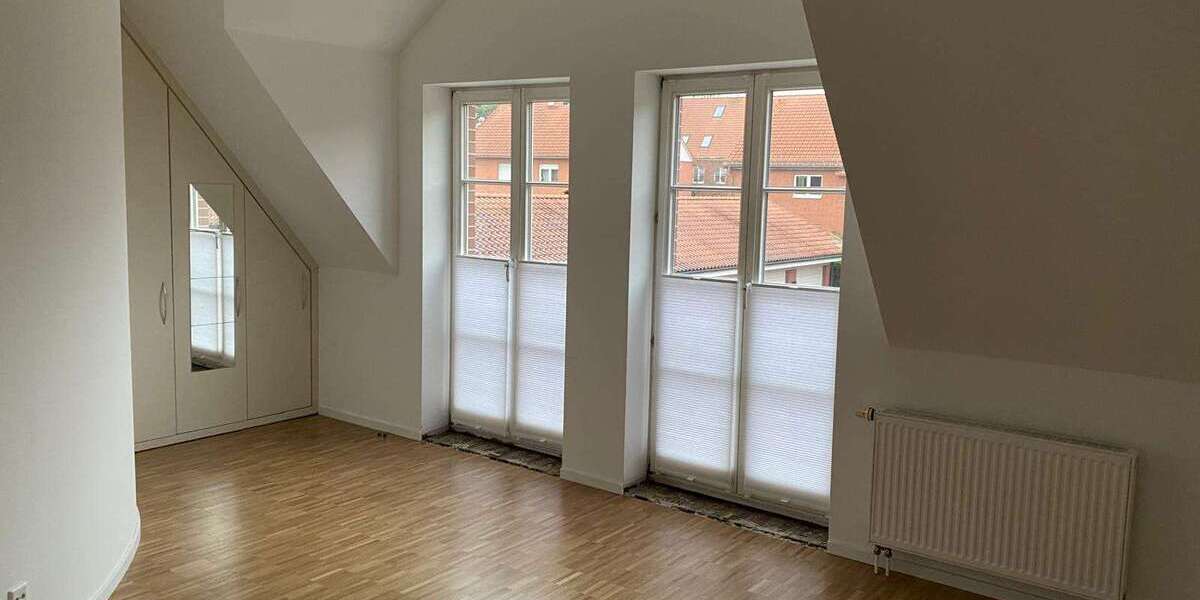 Etagenwohnung Isernhagen Kircher Bauerschaft - 3 Zimmer, 134 m&sup2;, 1.720&euro; | Angebot:24972393