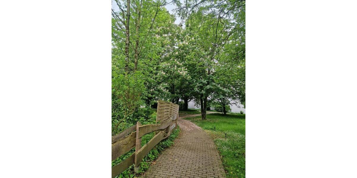 Dachgeschoßwohnung Bad Säckingen - 3.5 Zimmer, 138 m&sup2;, 1.380&euro; | Angebot:25589636