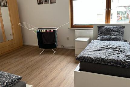 Monteur-WohnungMonteur-Zimmer im Zentrum Gladenbachs 9 zimmer