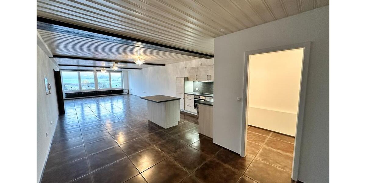 Einfamilienhaus Waldmünchen - 2 Zimmer, 160 m&sup2;, 650&euro; | Angebot:23499011