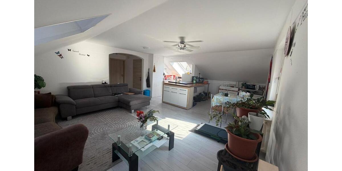 Dachgeschoßwohnung Klingenberg am Main - 3 Zimmer, 62 m&sup2;, 650&euro; | Angebot:26600563