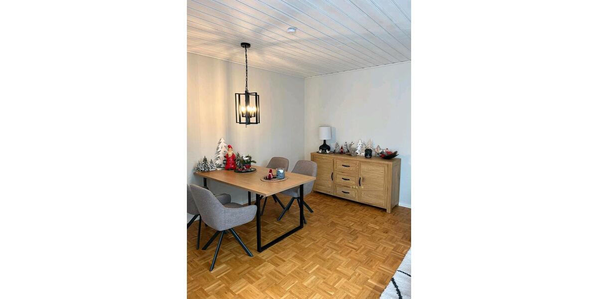Dachgeschoßwohnung Willingen (Upland) - 2.5 Zimmer, 60 m&sup2;, 600&euro; | Angebot:25297857