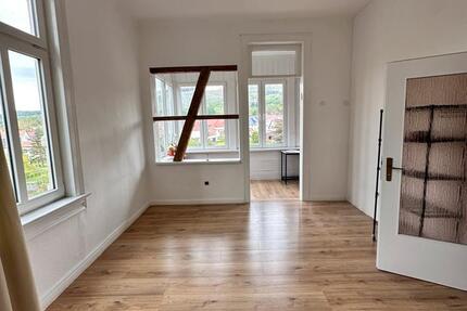 Wohnung Friedrichroda - 4 Zimmer, 136 m&sup2;, 1.000&euro; | Angebot:26483247