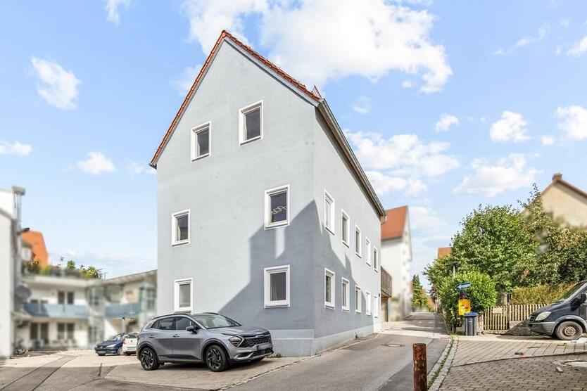 Moderne Maisonettewohnung mit großer Dachterrasse und zwei Bädern im Herzen von Mering zimmer