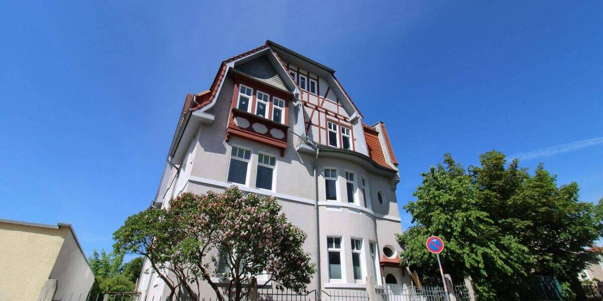 Etagenwohnung Gotha - 5 Zimmer, 111 m&sup2;, 975&euro; | Angebot:26685580