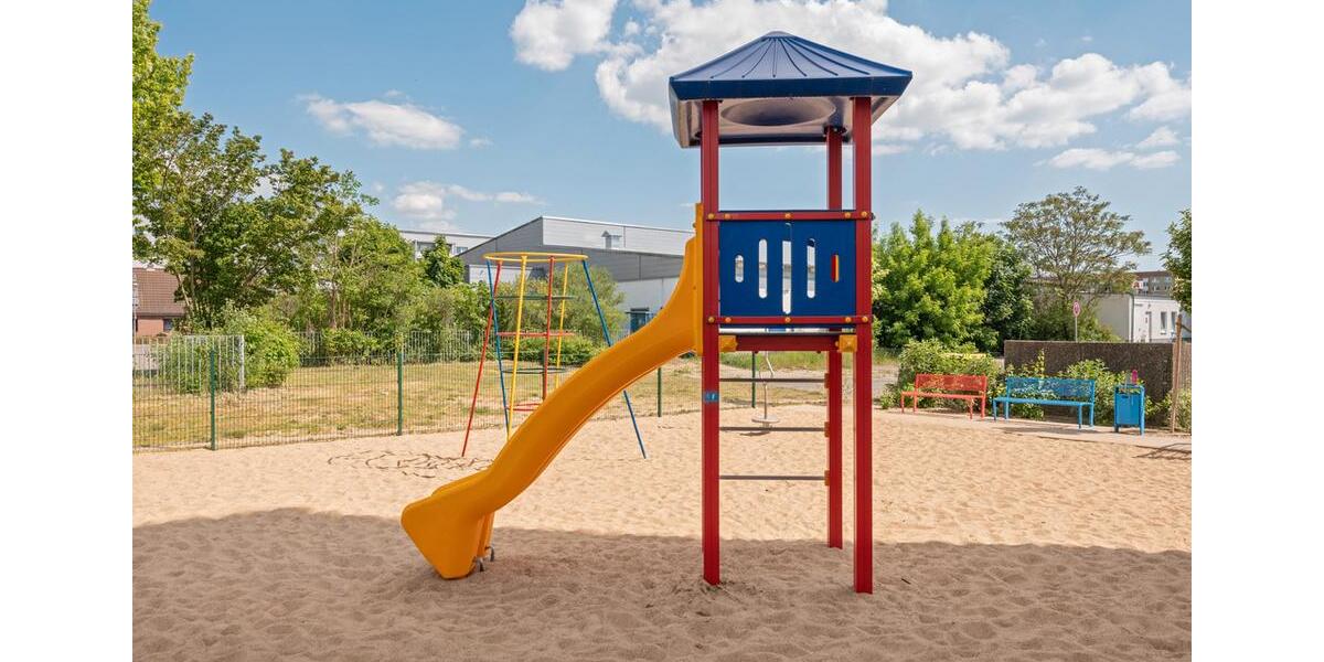 Etagenwohnung Neubrandenburg Datzeberg - 3 Zimmer, 63 m&sup2;, 314&euro; | Angebot:26278038