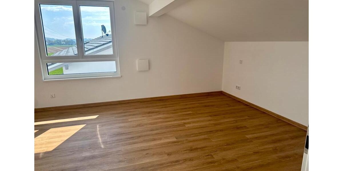 Maisonettenwohnung Kirchroth - 3 Zimmer, 83 m&sup2;, 1.035&euro; | Angebot:26548468