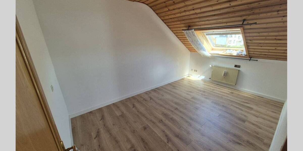 Etagenwohnung Drolshagen Siebringhausen - 3 Zimmer, 85 m&sup2;, 800&euro; | Angebot:26454597