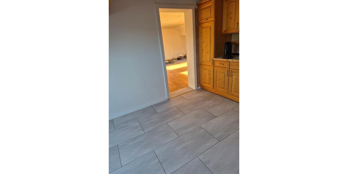 Dachgeschoßwohnung Biebergemünd - 3.5 Zimmer, 110 m&sup2;, 880&euro; | Angebot:26400684