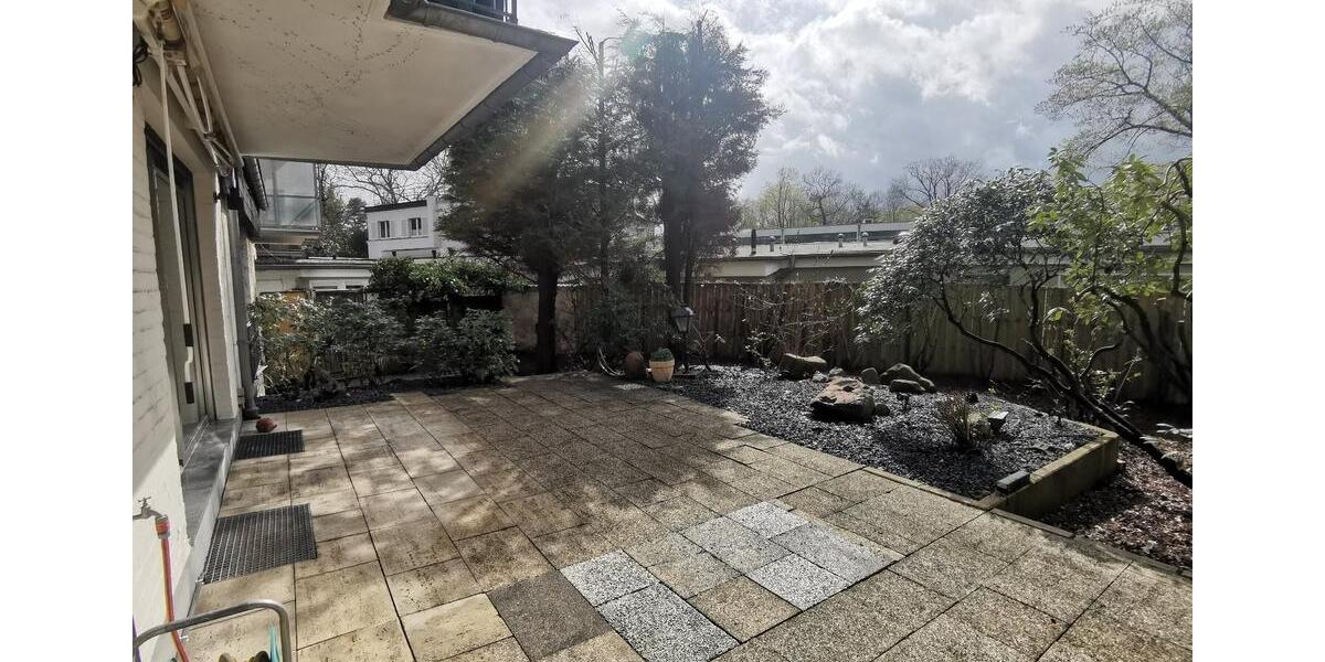 Erdgeschoßwohnung Hilden - 7 Zimmer, 155 m&sup2;, 2.050&euro; | Angebot:26013823