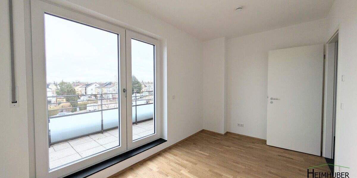 Etagenwohnung München Ramersdorf-Perlach - 3 Zimmer, 90 m&sup2;, 1.998&euro; | Angebot:25834890