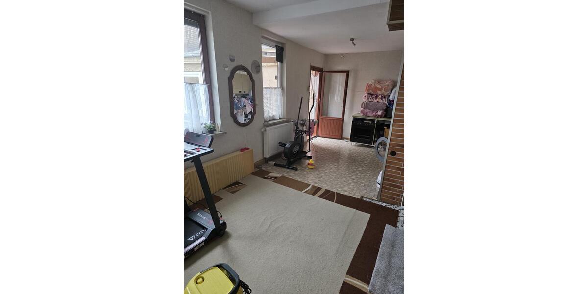 Einfamilienhaus Einbeck - 11 Zimmer, 253 m&sup2;, 1.200&euro; | Angebot:26500466
