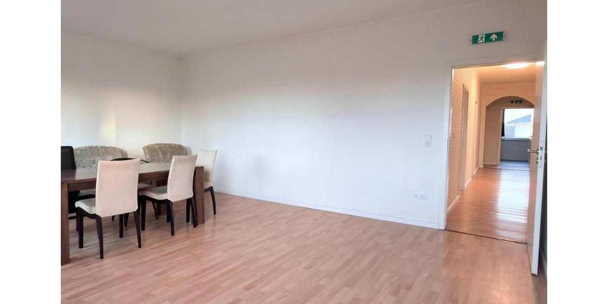 Dachgeschoßwohnung Papenburg - 5 Zimmer, 161 m&sup2;, 820&euro; | Angebot:24442395