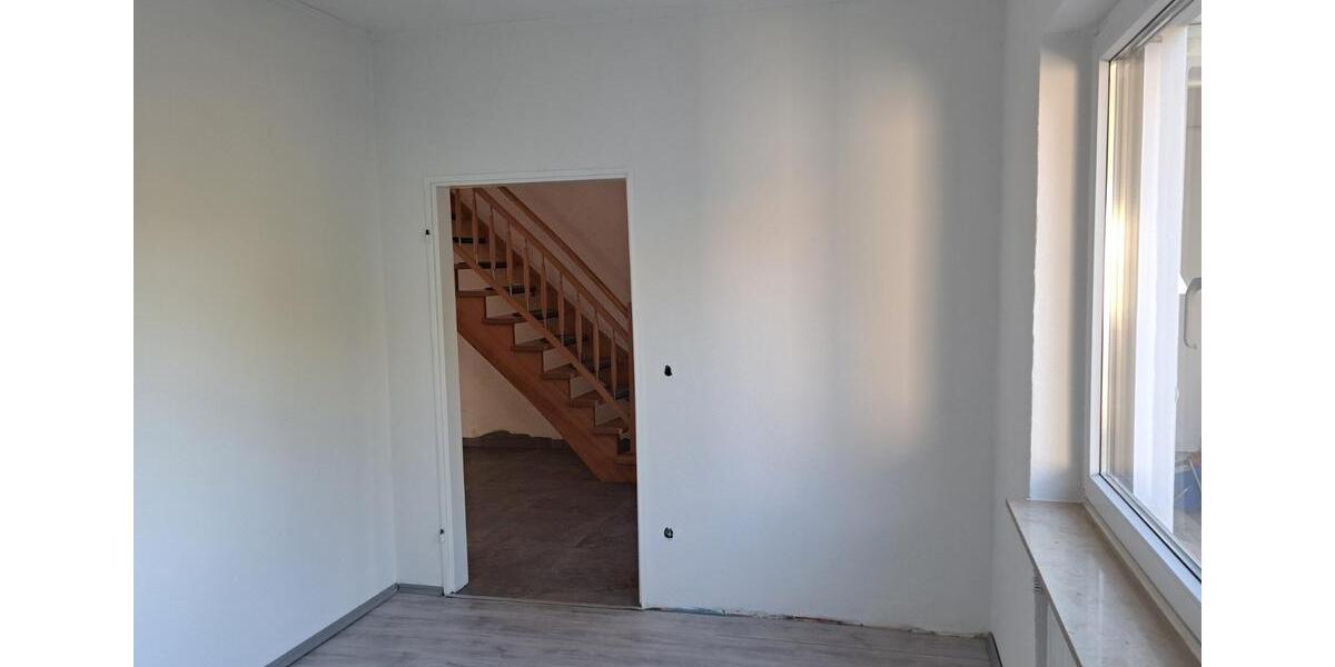 Einfamilienhaus Rahden - 9 Zimmer, 200 m&sup2;, 1.380&euro; | Angebot:24177655
