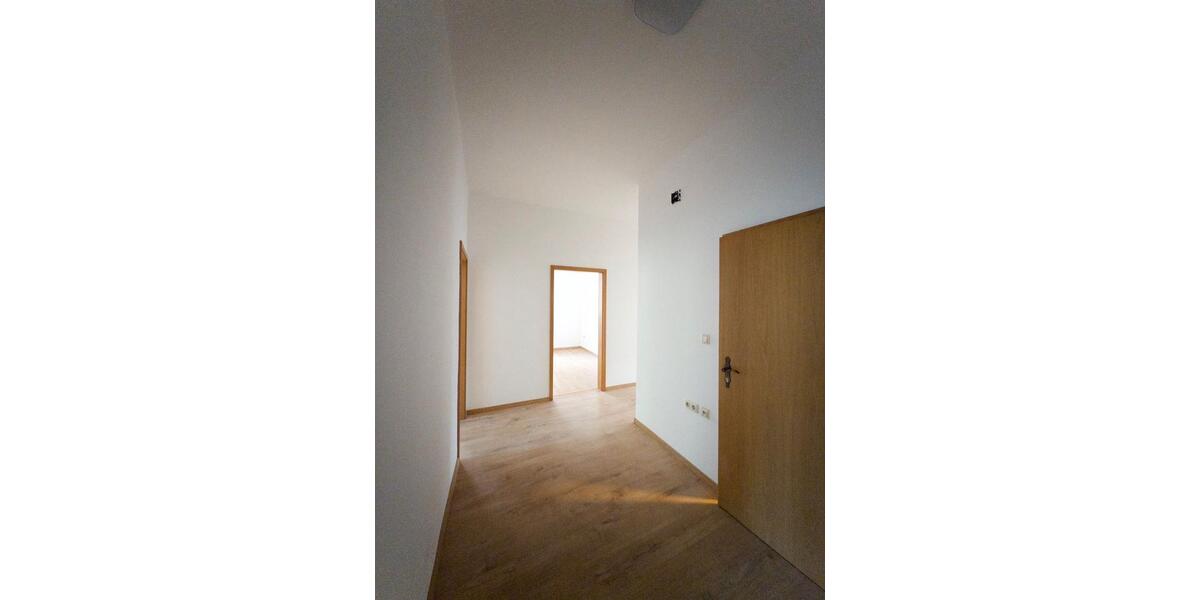 Etagenwohnung Schneeberg - 3 Zimmer, 80 m&sup2;, 500&euro; | Angebot:26646093