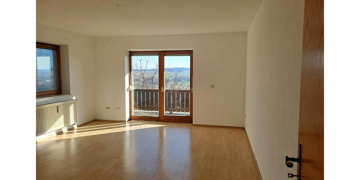 Etagenwohnung Mallersdorf-Pfaffenberg Pfaffenberg - 3 Zimmer, 68 m&sup2;, 550&euro; | Angebot:25392043