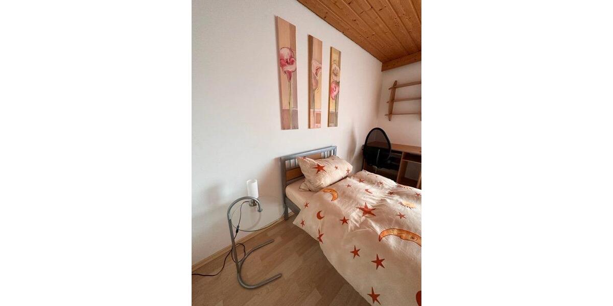 Etagenwohnung Offenberg - 1 Zimmer, 22 m&sup2;, 265&euro; | Angebot:26591691