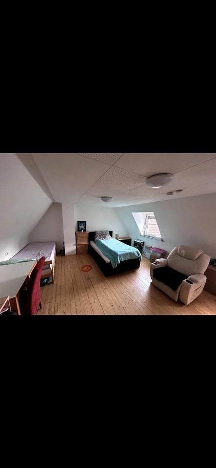 Zimmer möbliert, EBK, gute Anbindungen zimmer