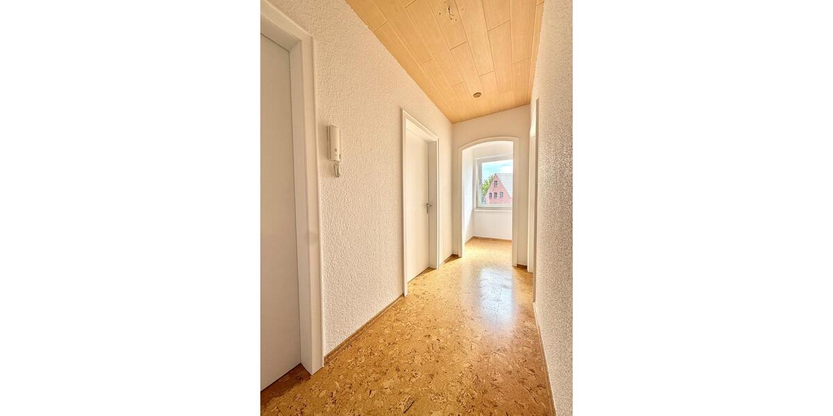 Etagenwohnung Lingen (Ems) - 2 Zimmer, 66 m&sup2;, 700&euro; | Angebot:26580629