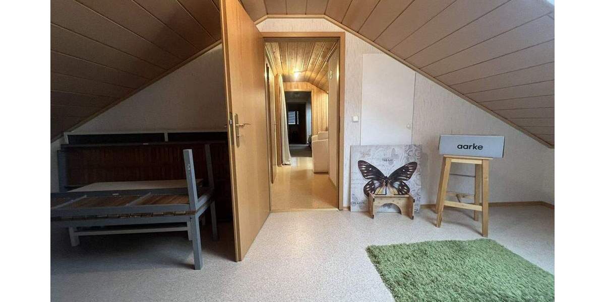 Etagenwohnung Weilheim Unterbierbronnen - 3 Zimmer, 162 m&sup2;, 1.300&euro; | Angebot:24974652