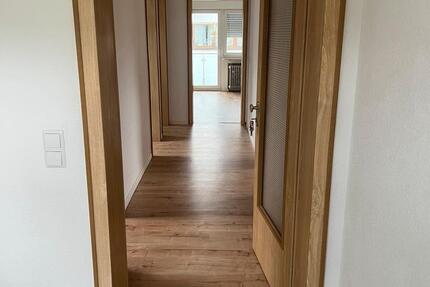 Wohnung Remshalden - 3 Zimmer, 80 m&sup2;, 1.030&euro; | Angebot:26417226