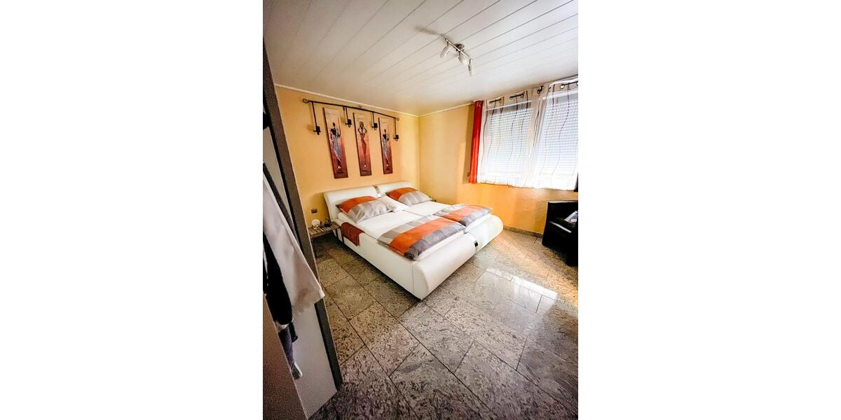 Etagenwohnung Maxdorf - 2 Zimmer, 102 m&sup2;, 1.150&euro; | Angebot:24701389