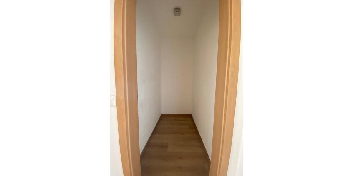 Etagenwohnung Haldensleben - 3 Zimmer, 88 m&sup2;, 750&euro; | Angebot:23510528
