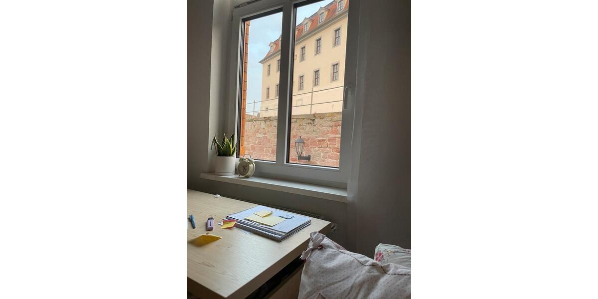 Wohnen auf Zeit Stadtroda - 1 Zimmer, 10 m&sup2;, 237&euro; | Angebot:25641231