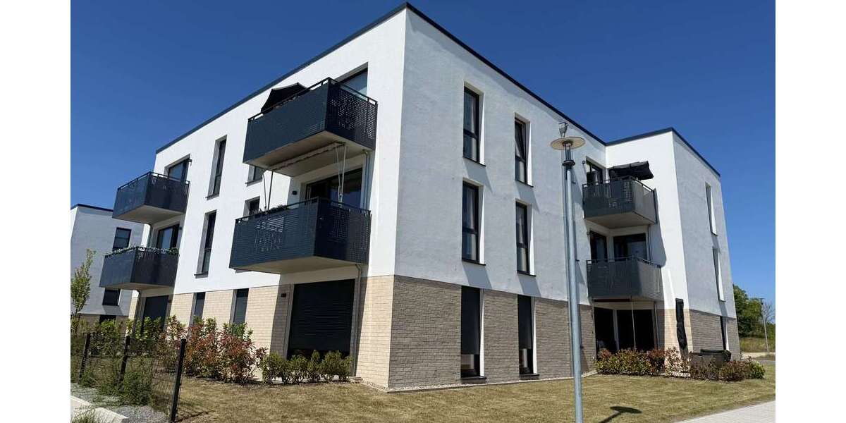 Etagenwohnung Güstrow Distelberg - 2 Zimmer, 70 m&sup2;, 1.050&euro; | Angebot:26480119