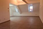 Dachgeschoßwohnung Volkach - 3.5 Zimmer, 80 m&sup2;, 899&euro; | Angebot:24415550