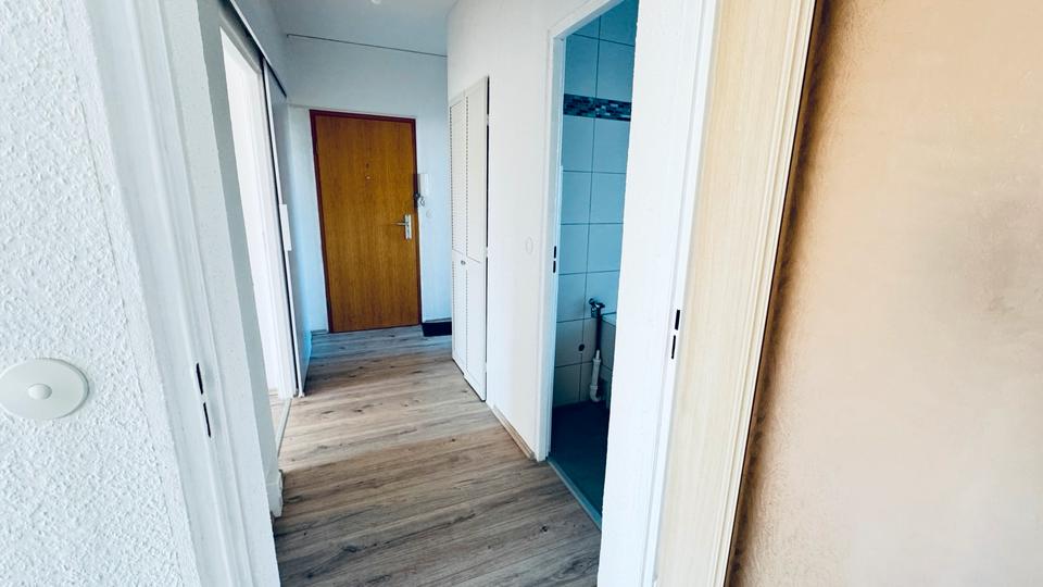 Etagenwohnung Frohburg - 3 Zimmer, 60 m&sup2;, 420&euro; | Angebot:26562791