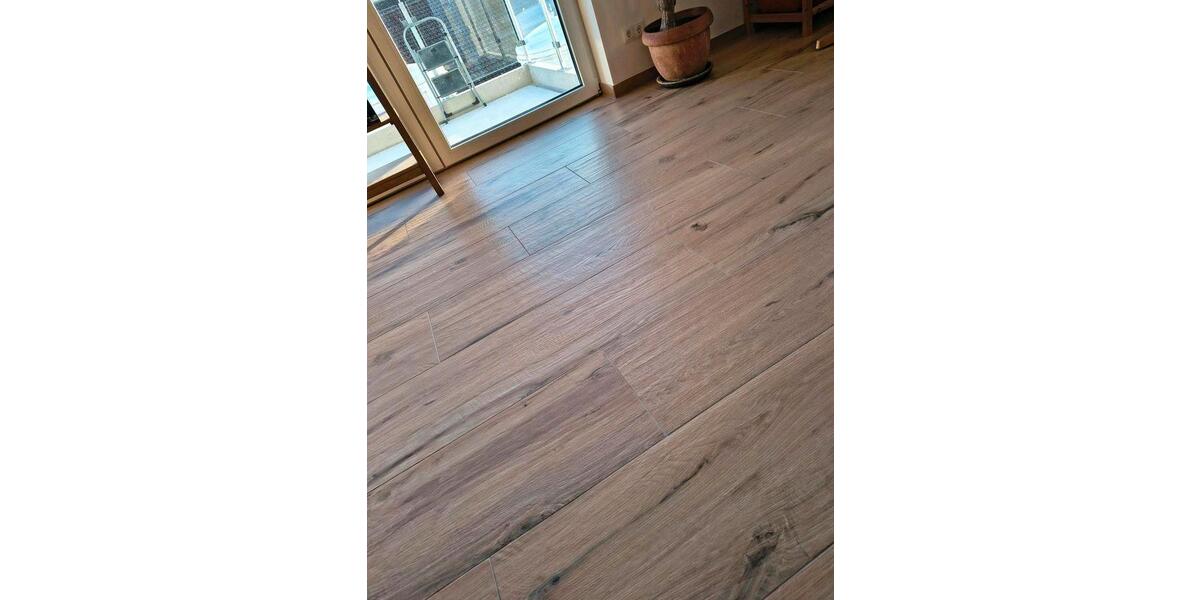 Etagenwohnung Gunzenhausen - 4 Zimmer, 109 m&sup2;, 1.800&euro; | Angebot:26042064